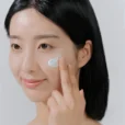 skin1004-sun-hyalu-cica-water-fit-sun-serum-spf50-pa-37102207860982_1000x_dc45d251-8c92-4bd3-adec-c57ac31bc62f